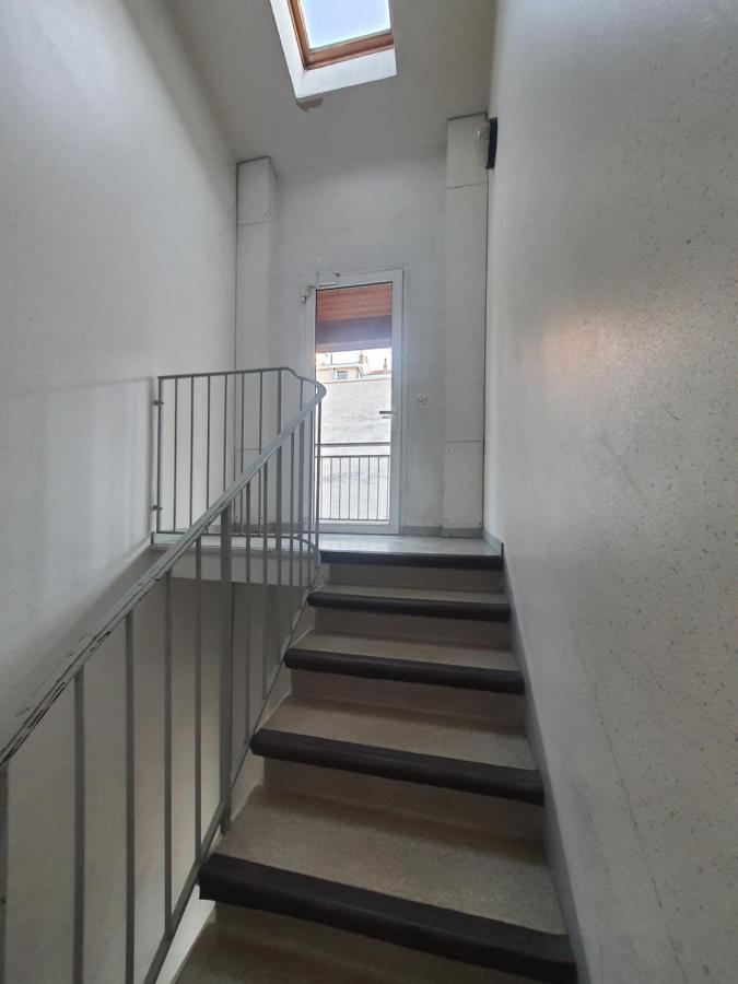 Studio Au Calme Espace Exterieur Parking Gratuit Dans La Rue Grenoble Zewnętrze zdjęcie