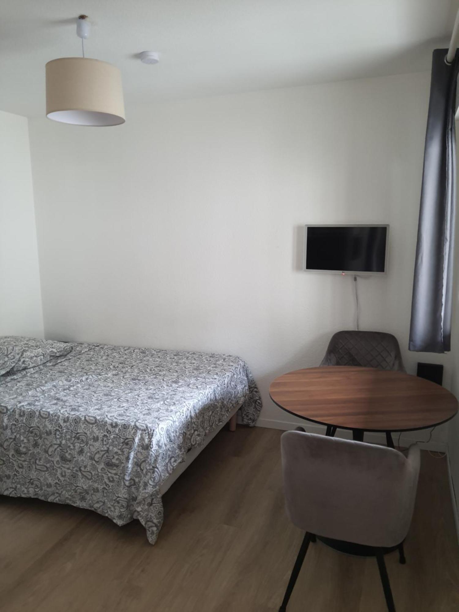Studio Au Calme Espace Exterieur Parking Gratuit Dans La Rue Grenoble Zewnętrze zdjęcie